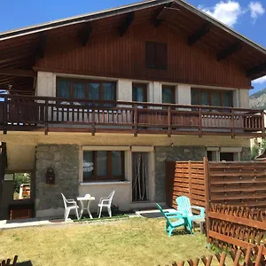 https://chalet-changalan.fr-provencehotel.com